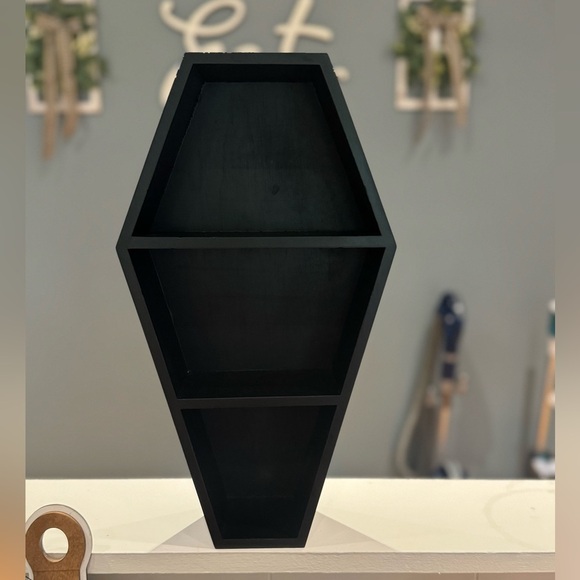 Black Coffin Wall Shelf NEVER USED - Picture 5 of 9